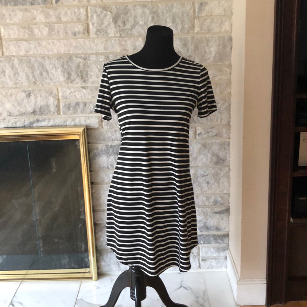 black&white striped tshirt dress